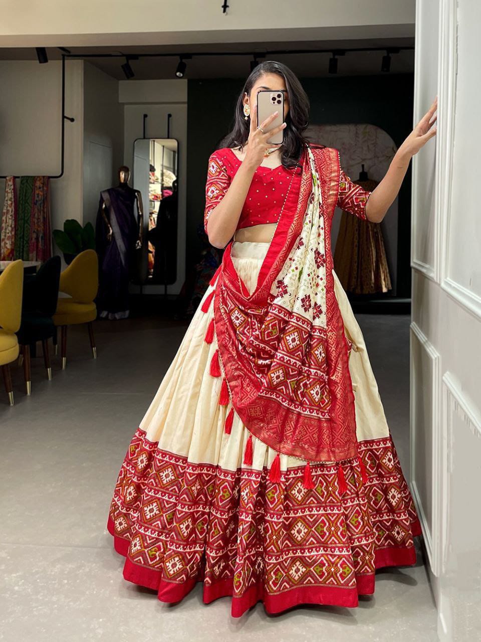 LEHENGA CHOLI